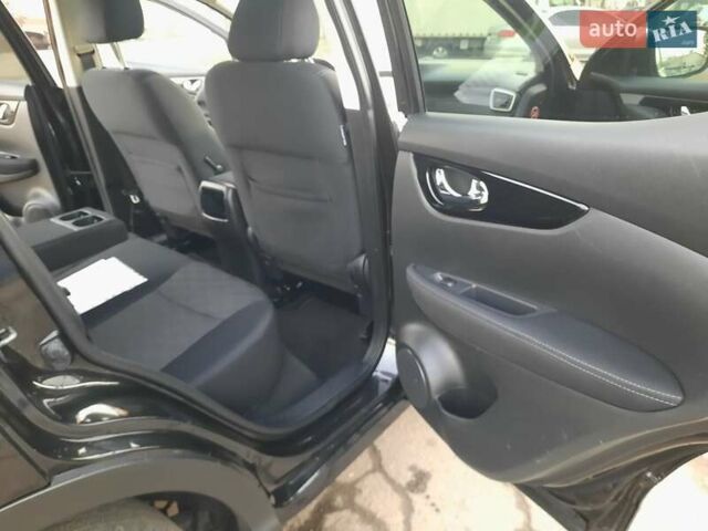 Чорний Ніссан Кашкай, об'ємом двигуна 1.5 л та пробігом 247 тис. км за 15400 $, фото 89 на Automoto.ua