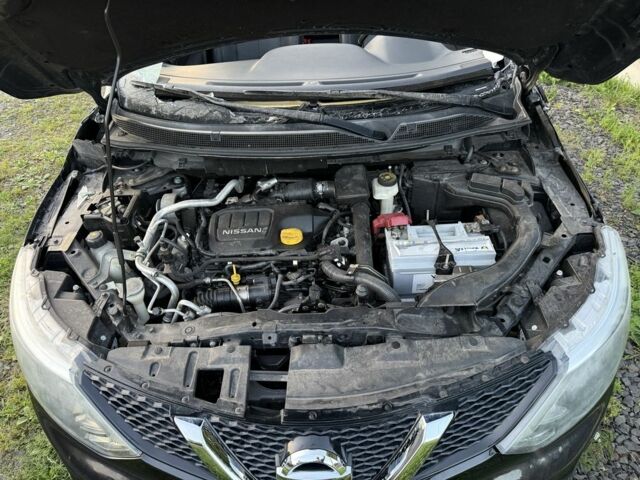 Черный Ниссан Кашкай, объемом двигателя 1.6 л и пробегом 157 тыс. км за 6900 $, фото 23 на Automoto.ua