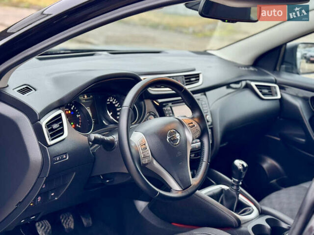 Черный Ниссан Кашкай, объемом двигателя 1.6 л и пробегом 204 тыс. км за 14800 $, фото 29 на Automoto.ua
