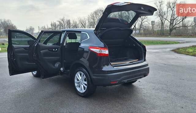 Черный Ниссан Кашкай, объемом двигателя 1.5 л и пробегом 202 тыс. км за 14950 $, фото 91 на Automoto.ua