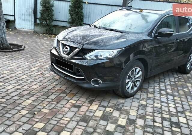Чорний Ніссан Кашкай, об'ємом двигуна 1.6 л та пробігом 215 тис. км за 15200 $, фото 5 на Automoto.ua