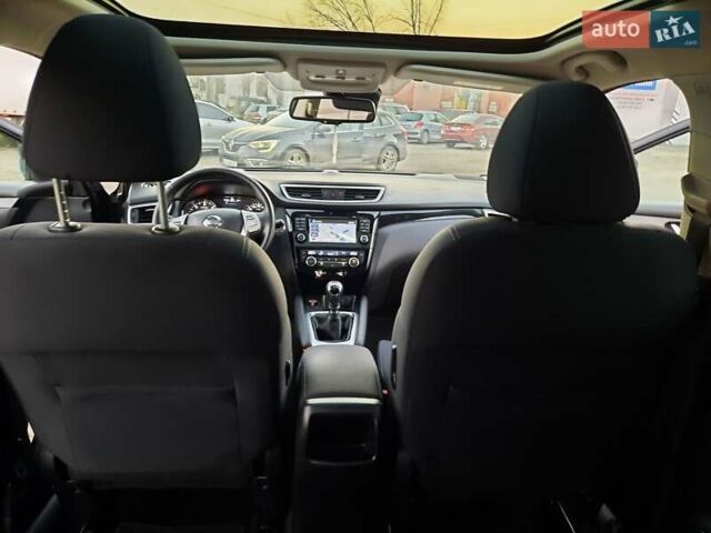 Чорний Ніссан Кашкай, об'ємом двигуна 1.5 л та пробігом 247 тис. км за 15400 $, фото 90 на Automoto.ua