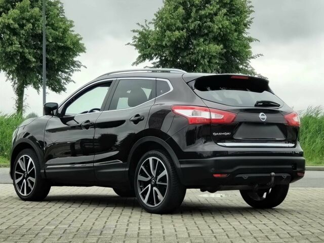 Черный Ниссан Кашкай, объемом двигателя 1.2 л и пробегом 78 тыс. км за 9000 $, фото 6 на Automoto.ua