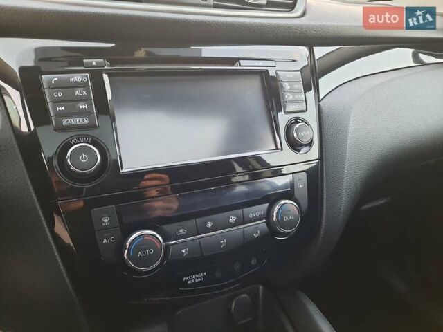 Чорний Ніссан Кашкай, об'ємом двигуна 1.5 л та пробігом 247 тис. км за 15400 $, фото 60 на Automoto.ua