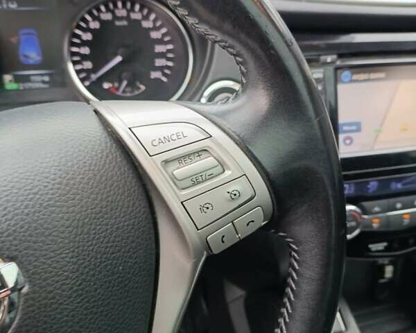 Чорний Ніссан Кашкай, об'ємом двигуна 1.6 л та пробігом 217 тис. км за 14200 $, фото 9 на Automoto.ua