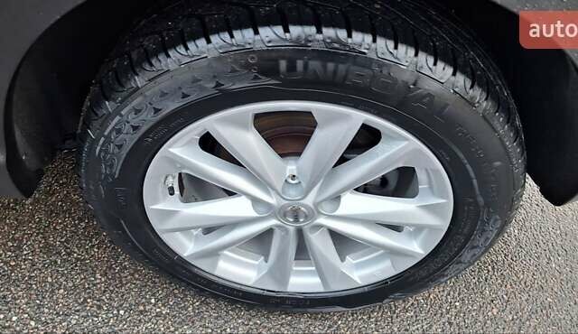 Черный Ниссан Кашкай, объемом двигателя 1.5 л и пробегом 202 тыс. км за 14950 $, фото 105 на Automoto.ua