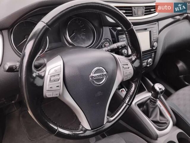 Черный Ниссан Кашкай, объемом двигателя 1.5 л и пробегом 205 тыс. км за 13800 $, фото 16 на Automoto.ua
