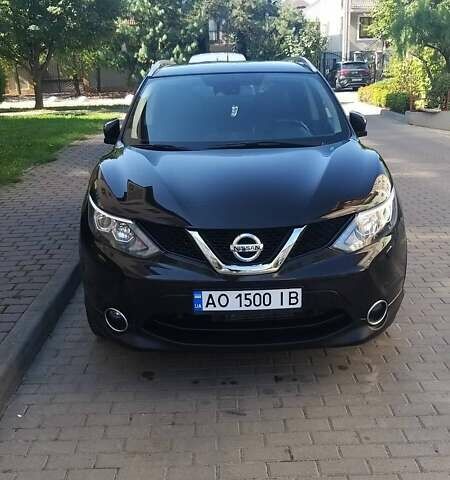 Черный Ниссан Кашкай, объемом двигателя 1.6 л и пробегом 243 тыс. км за 15700 $, фото 2 на Automoto.ua