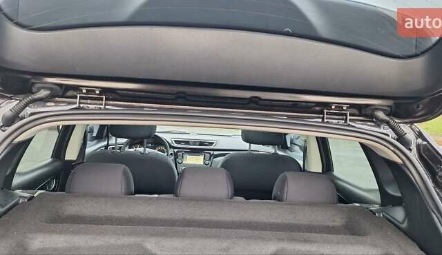 Черный Ниссан Кашкай, объемом двигателя 1.5 л и пробегом 202 тыс. км за 14950 $, фото 16 на Automoto.ua