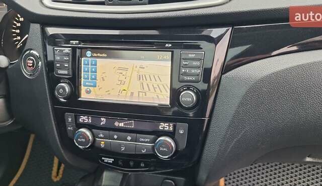 Черный Ниссан Кашкай, объемом двигателя 1.5 л и пробегом 202 тыс. км за 14950 $, фото 78 на Automoto.ua