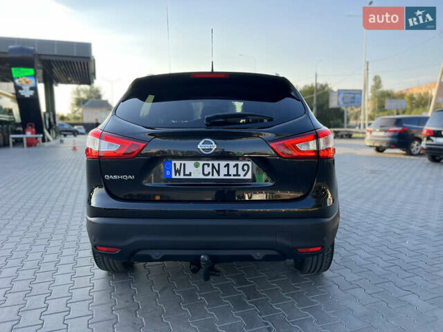 Черный Ниссан Кашкай, объемом двигателя 1.6 л и пробегом 217 тыс. км за 14950 $, фото 19 на Automoto.ua