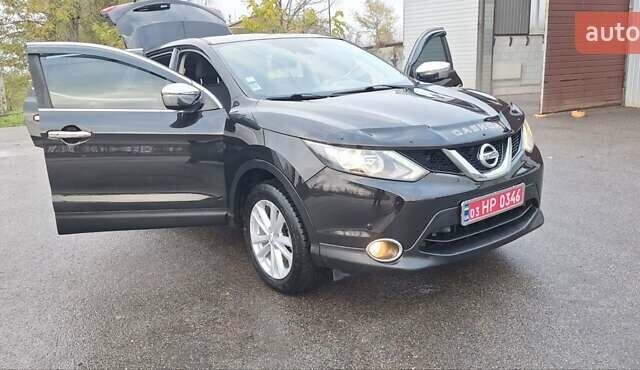 Черный Ниссан Кашкай, объемом двигателя 1.5 л и пробегом 202 тыс. км за 14950 $, фото 99 на Automoto.ua