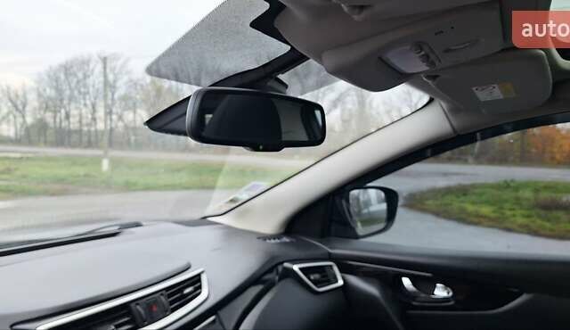 Черный Ниссан Кашкай, объемом двигателя 1.5 л и пробегом 202 тыс. км за 14950 $, фото 55 на Automoto.ua