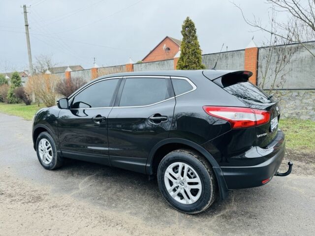 Черный Ниссан Кашкай, объемом двигателя 1.6 л и пробегом 67 тыс. км за 16800 $, фото 5 на Automoto.ua