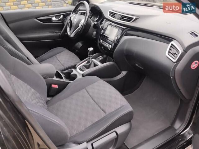 Черный Ниссан Кашкай, объемом двигателя 1.5 л и пробегом 205 тыс. км за 13800 $, фото 21 на Automoto.ua