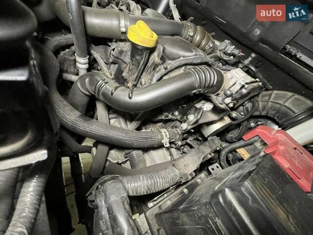 Чорний Ніссан Кашкай, об'ємом двигуна 1.5 л та пробігом 223 тис. км за 14900 $, фото 21 на Automoto.ua