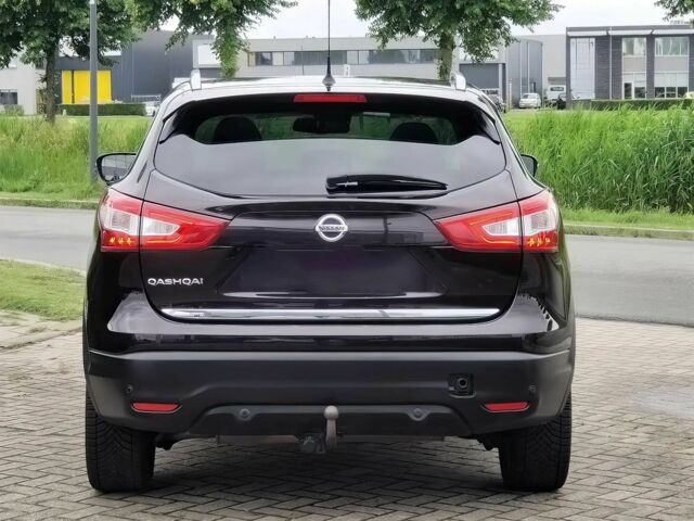 Черный Ниссан Кашкай, объемом двигателя 1.2 л и пробегом 78 тыс. км за 9000 $, фото 5 на Automoto.ua