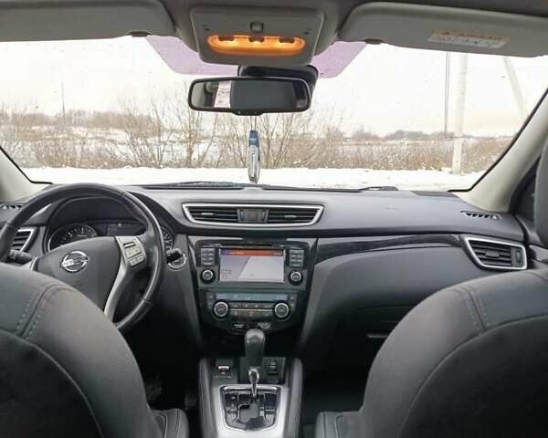 Чорний Ніссан Кашкай, об'ємом двигуна 1.6 л та пробігом 217 тис. км за 14200 $, фото 5 на Automoto.ua