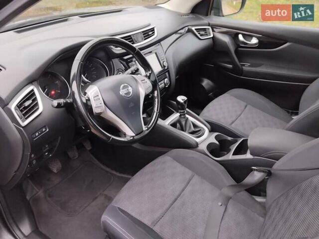 Черный Ниссан Кашкай, объемом двигателя 1.5 л и пробегом 205 тыс. км за 13800 $, фото 14 на Automoto.ua
