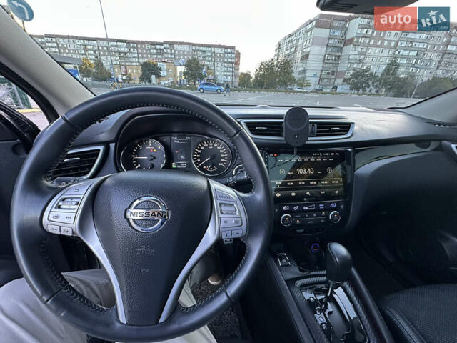 Черный Ниссан Кашкай, объемом двигателя 1.6 л и пробегом 126 тыс. км за 15500 $, фото 19 на Automoto.ua