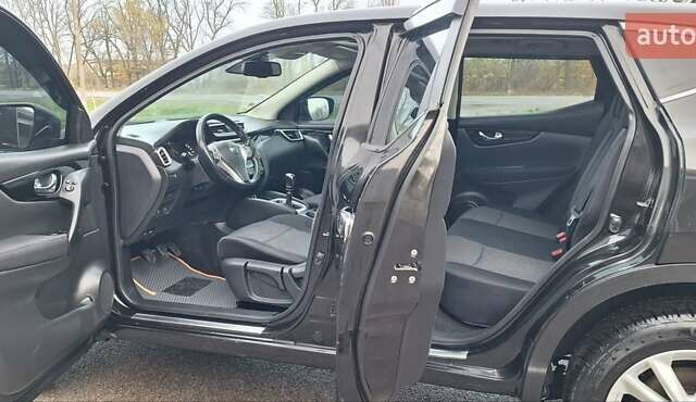 Черный Ниссан Кашкай, объемом двигателя 1.5 л и пробегом 202 тыс. км за 14950 $, фото 8 на Automoto.ua