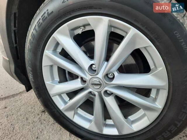 Чорний Ніссан Кашкай, об'ємом двигуна 1.5 л та пробігом 247 тис. км за 15400 $, фото 40 на Automoto.ua