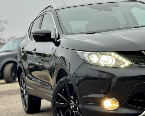 Черный Ниссан Кашкай, объемом двигателя 1.6 л и пробегом 204 тыс. км за 14800 $, фото 15 на Automoto.ua