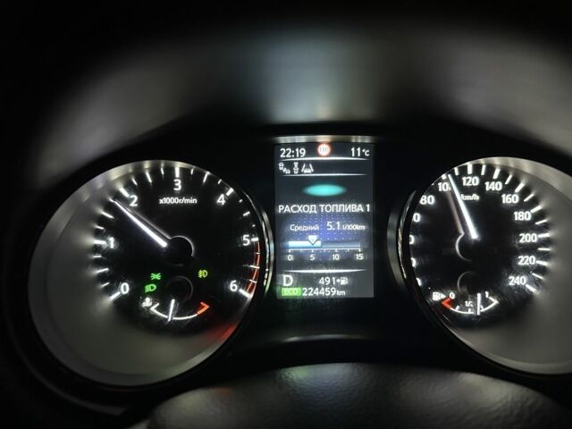 Черный Ниссан Кашкай, объемом двигателя 1.6 л и пробегом 225 тыс. км за 16300 $, фото 1 на Automoto.ua