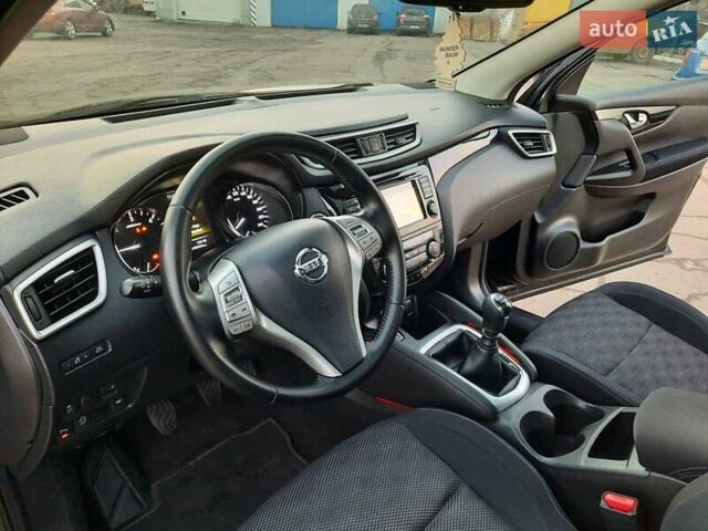 Чорний Ніссан Кашкай, об'ємом двигуна 1.5 л та пробігом 247 тис. км за 15400 $, фото 69 на Automoto.ua