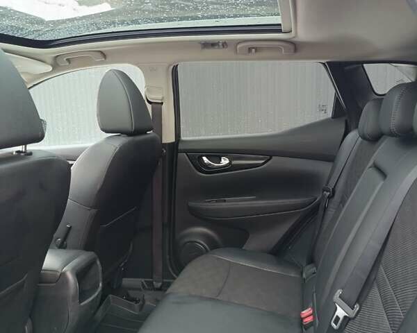 Чорний Ніссан Кашкай, об'ємом двигуна 1.6 л та пробігом 217 тис. км за 14200 $, фото 12 на Automoto.ua