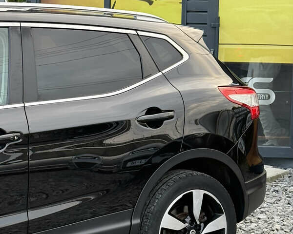 Чорний Ніссан Кашкай, об'ємом двигуна 1.6 л та пробігом 287 тис. км за 14700 $, фото 22 на Automoto.ua