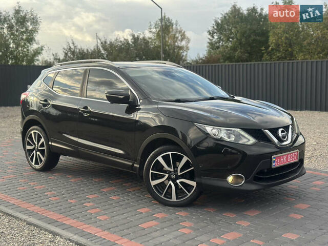 Чорний Ніссан Кашкай, об'ємом двигуна 1.5 л та пробігом 200 тис. км за 15800 $, фото 6 на Automoto.ua