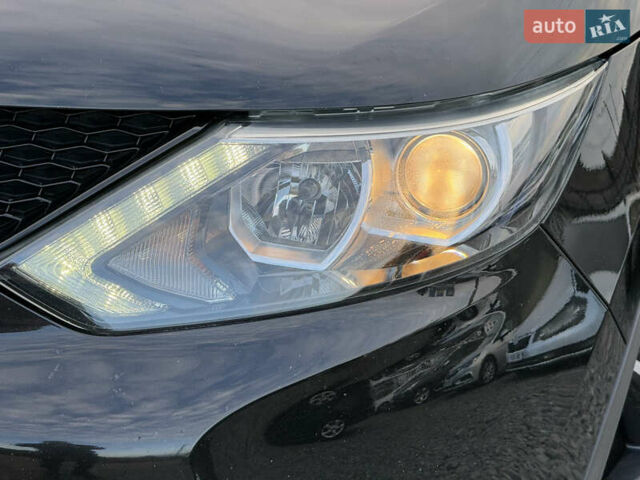 Чорний Ніссан Кашкай, об'ємом двигуна 1.6 л та пробігом 287 тис. км за 14700 $, фото 19 на Automoto.ua