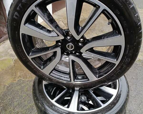 Чорний Ніссан Кашкай, об'ємом двигуна 1.6 л та пробігом 217 тис. км за 14200 $, фото 16 на Automoto.ua