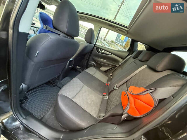 Черный Ниссан Кашкай, объемом двигателя 1.6 л и пробегом 287 тыс. км за 14700 $, фото 51 на Automoto.ua