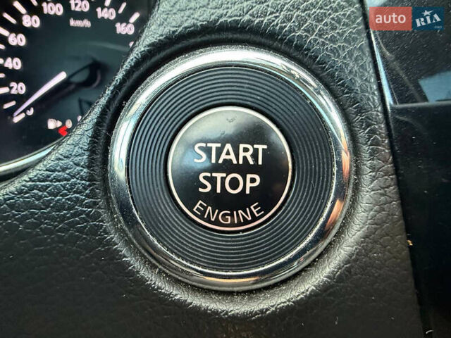 Черный Ниссан Кашкай, объемом двигателя 1.6 л и пробегом 289 тыс. км за 14300 $, фото 63 на Automoto.ua