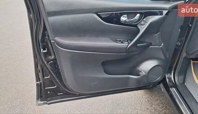 Черный Ниссан Кашкай, объемом двигателя 1.5 л и пробегом 202 тыс. км за 14950 $, фото 42 на Automoto.ua