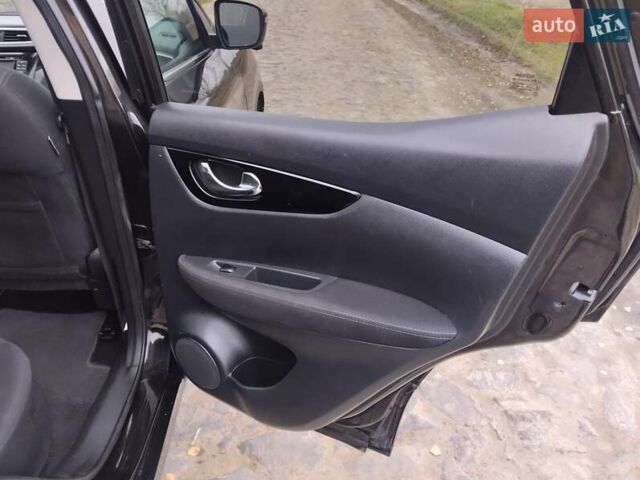 Черный Ниссан Кашкай, объемом двигателя 1.5 л и пробегом 205 тыс. км за 13800 $, фото 25 на Automoto.ua