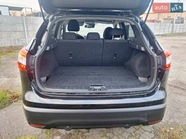 Черный Ниссан Кашкай, объемом двигателя 1.5 л и пробегом 311 тыс. км за 14850 $, фото 9 на Automoto.ua