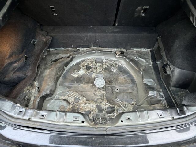 Черный Ниссан Кашкай, объемом двигателя 1.6 л и пробегом 250 тыс. км за 11500 $, фото 23 на Automoto.ua