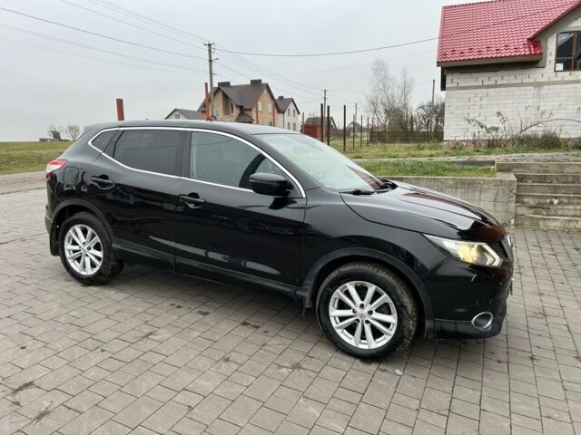 Черный Ниссан Кашкай, объемом двигателя 1.6 л и пробегом 250 тыс. км за 11500 $, фото 3 на Automoto.ua