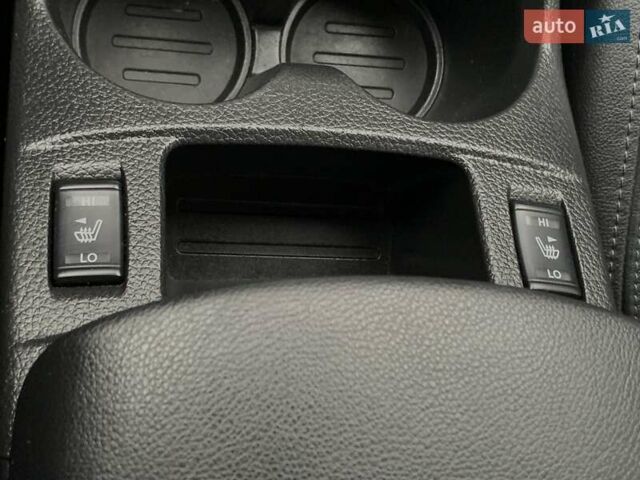 Чорний Ніссан Кашкай, об'ємом двигуна 1.6 л та пробігом 220 тис. км за 16499 $, фото 48 на Automoto.ua