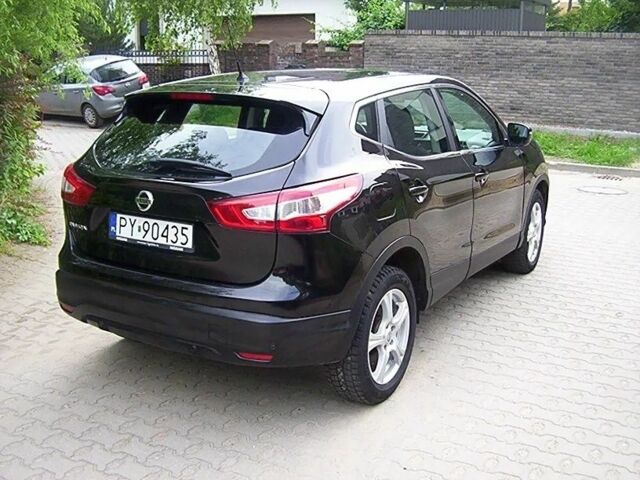 Черный Ниссан Кашкай, объемом двигателя 1.6 л и пробегом 220 тыс. км за 8900 $, фото 5 на Automoto.ua