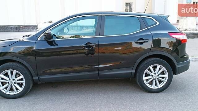 Черный Ниссан Кашкай, объемом двигателя 1.5 л и пробегом 155 тыс. км за 17800 $, фото 50 на Automoto.ua