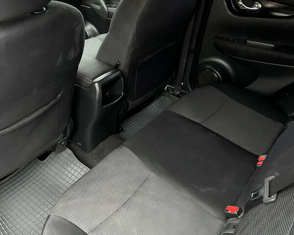 Черный Ниссан Кашкай, объемом двигателя 1.6 л и пробегом 220 тыс. км за 10700 $, фото 12 на Automoto.ua