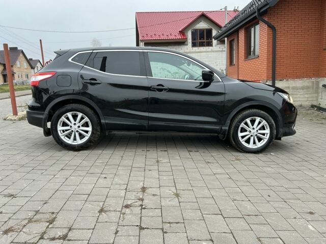 Черный Ниссан Кашкай, объемом двигателя 1.6 л и пробегом 250 тыс. км за 11500 $, фото 2 на Automoto.ua