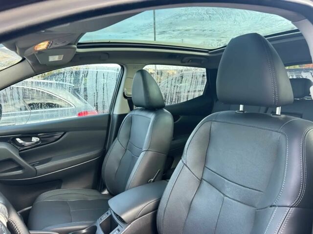 Чорний Ніссан Кашкай, об'ємом двигуна 1.6 л та пробігом 73 тис. км за 7000 $, фото 9 на Automoto.ua