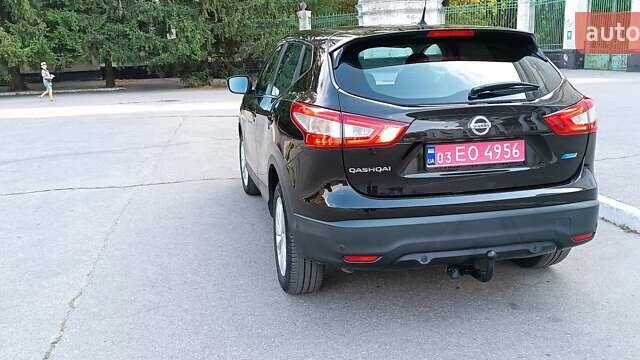 Черный Ниссан Кашкай, объемом двигателя 1.5 л и пробегом 155 тыс. км за 17800 $, фото 55 на Automoto.ua