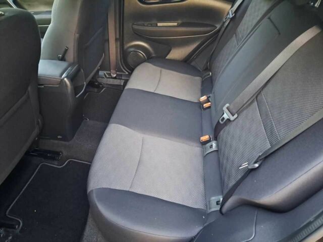 Черный Ниссан Кашкай, объемом двигателя 1.6 л и пробегом 115 тыс. км за 12999 $, фото 6 на Automoto.ua