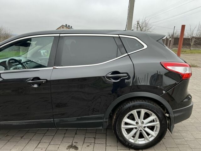 Черный Ниссан Кашкай, объемом двигателя 1.6 л и пробегом 250 тыс. км за 11500 $, фото 22 на Automoto.ua